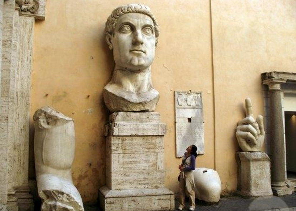 the Statue of Constantine_CapitolineMuseum